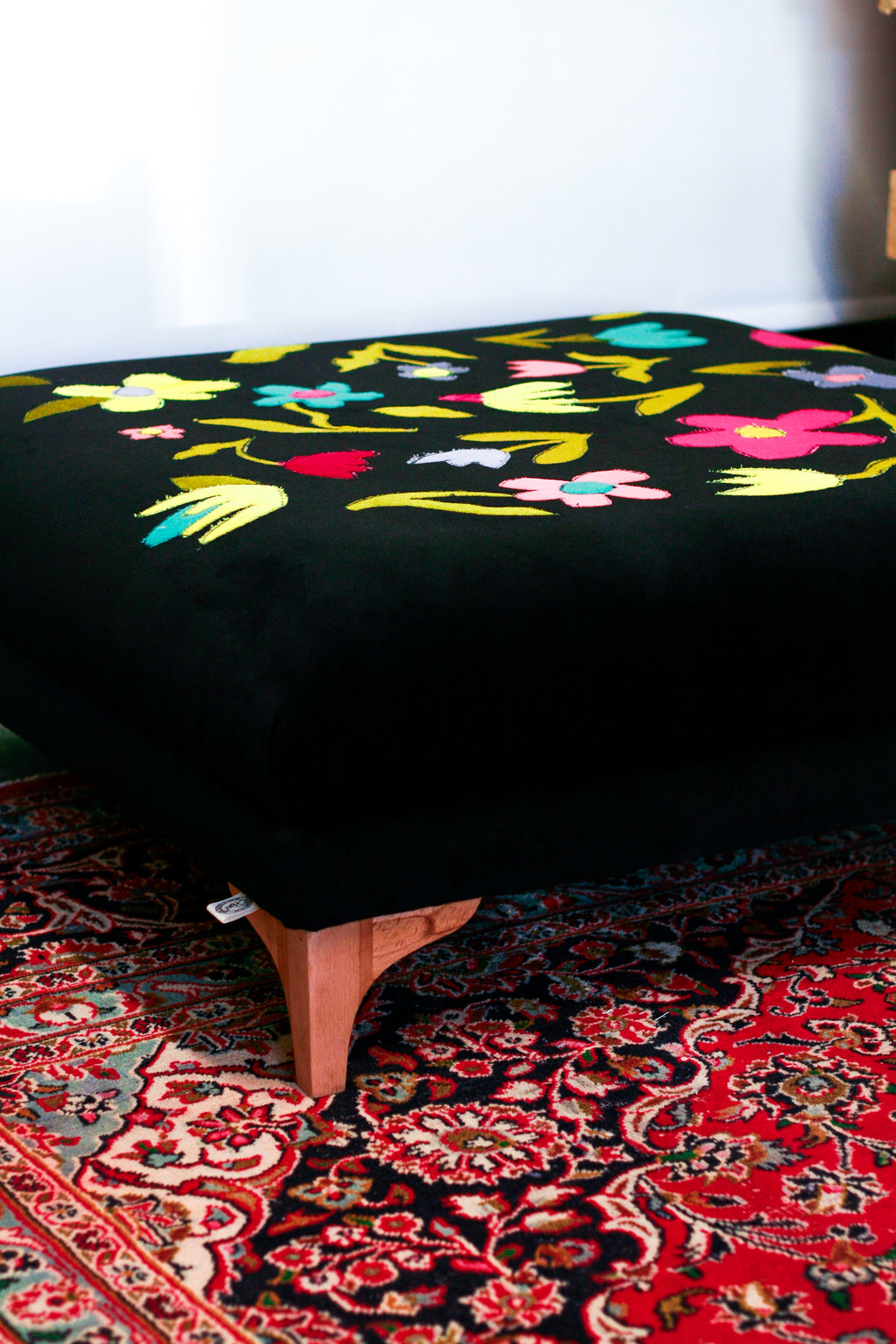 Wildflowers ottoman